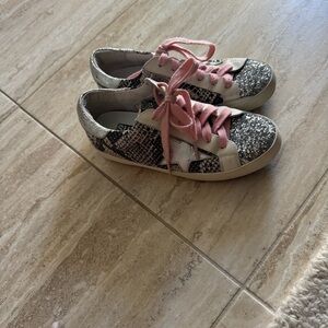 Women's Athletic Sneakers inspired by GG golden ⭐️